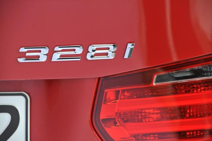  BMW 3-Series 2012 года  (фото 49 из 191)